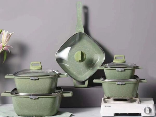 Enamel Cookware Set with Lid