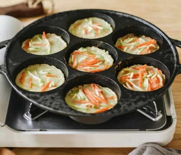 H7300deecee954a97ac2d5f6d56b7cd0bc.jpg_720x720q50.jpg Cast Iron Egg Frying Pan