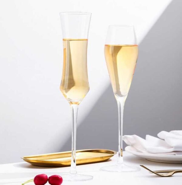 He23fe50110d24cb69b2b03af211f050bn.png_720x720q50.jpg Classic Transparent Champagne Flutes Glasses