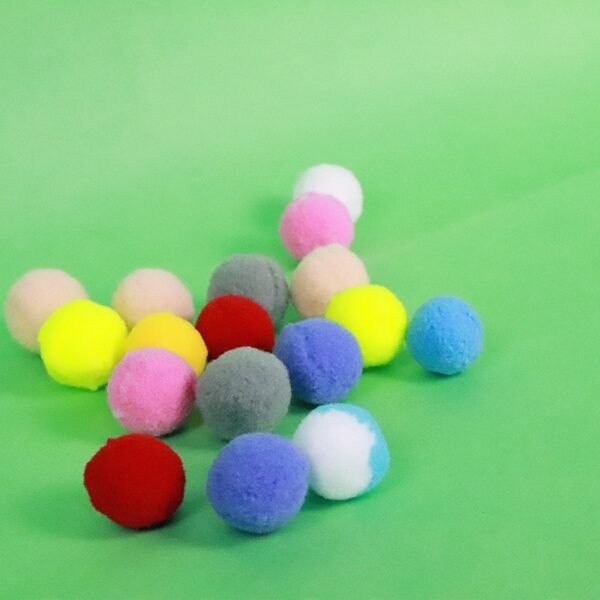 Feathered Sisal Cat Scratching Ball